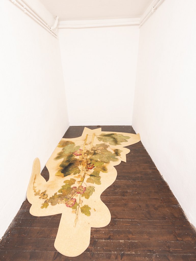 Stockrose - Digitaler Teppichdruck, ca. 179 x 280 x 5 cm